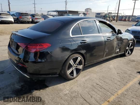 2023 Mercedes-Benz C 300 z VIN W1KAF4GB1PR148266, wystawiony jako Copart lot #81132015 z przebiegiem 25 836 mil mil oraz Czysty tytuł • Clean title. Historia ofert i sprzedaży dostępna na DreamBid. Obrazek 3.