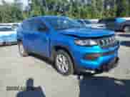 2025 Jeep Compass Sport with VIN 3C4NJDAN1ST540693, listed as a Copart auction lot 81114245 with 2,813 mi miles and Salvage title. Bid and sale history available at DreamBid. Image 4.