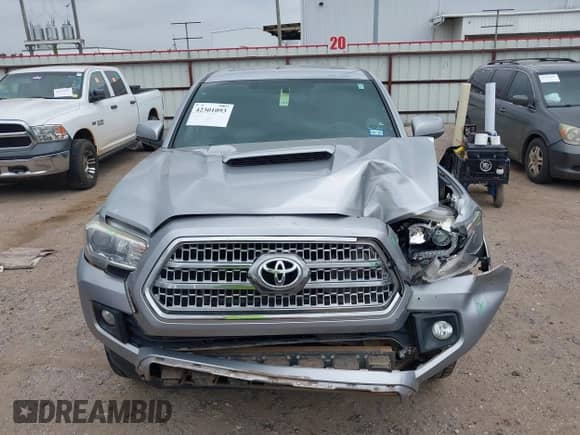 2016 Toyota Tacoma SR5 с VIN 5TFAZ5CN4GX013284, выставлен на аукционе IAAI как лот 42301093 с пробегом 127 916 миль миль и . История ставок и продаж доступна на DreamBid. Изображение 13.