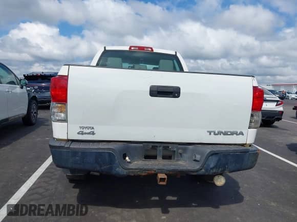 2012 Toyota Tundra z VIN 5TFRU5F10CX026554, wystawiony jako IAAI lot #43010233 z przebiegiem 221 656 mil mil oraz . Historia ofert i sprzedaży dostępna na DreamBid. Obrazek 16.