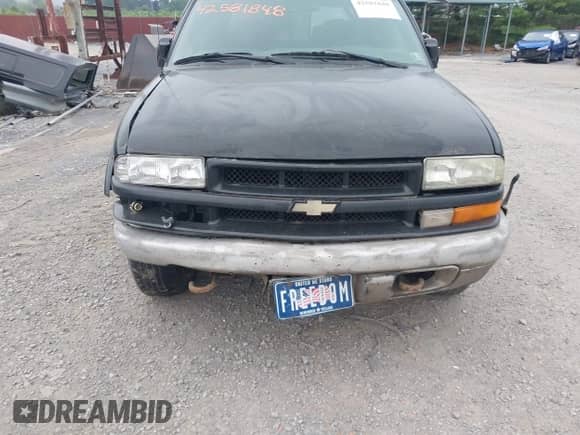 2003 Chevrolet S-10 LS с VIN 1GCDT13X83K121679, выставлен на аукционе IAAI как лот 42581848 с пробегом 220 595 миль миль и . История ставок и продаж доступна на DreamBid. Изображение 6.