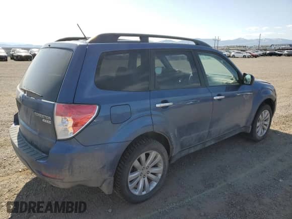 2011 Subaru Forester X Premium с VIN JF2SHADC1BH757295, выставлен на аукционе Copart как лот 59744855 с пробегом 143 927 миль миль и Списание • Salvage title. История ставок и продаж доступна на DreamBid. Изображение 3.