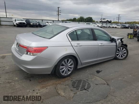 2011 Honda Accord EX-L с VIN 1HGCP2F85BA014007, выставлен на аукционе Copart как лот 84430825 с пробегом 156 372 миль миль и Списание • Salvage title. История ставок и продаж доступна на DreamBid. Изображение 3.