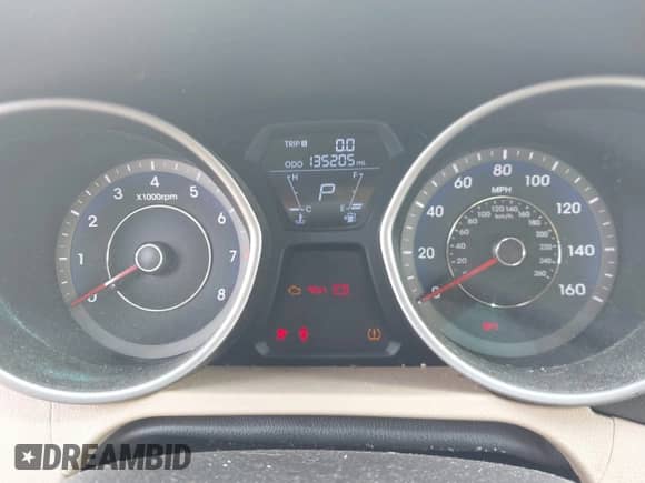 2012 Hyundai Elantra GLS z VIN KMHDH4AE5CU211666, wystawiony jako IAAI lot #42750166 z przebiegiem 135 205 mil mil oraz . Historia ofert i sprzedaży dostępna na DreamBid. Obrazek 7.