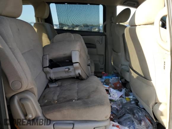 2011 Honda Odyssey EX с VIN 5FNRL5H48BB029186, выставлен на аукционе Copart как лот 84262505 с пробегом 221 237 миль миль и Списание • Salvage title. История ставок и продаж доступна на DreamBid. Изображение 11.