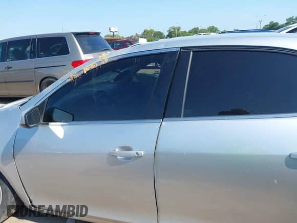 2013 Chevrolet Malibu Eco с VIN 1G11D5RR2DF119655, выставлен на аукционе IAAI как лот 43019250 с пробегом 112 541 миль миль и . История ставок и продаж доступна на DreamBid. Изображение 14.