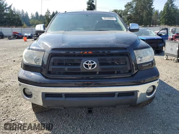 2013 Toyota Tundra Limited z VIN 5TFHY5F15DX290841, wystawiony jako Copart lot #70783845 z przebiegiem 110 588 mil mil oraz Szkoda całkowita • Salvage title. Historia ofert i sprzedaży dostępna na DreamBid. Obrazek 5.