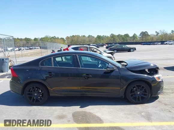 2018 Volvo S60 Dynamic с VIN YV126MFL0J2455110, выставлен на аукционе IAAI как лот 41862366 с пробегом 66 813 миль миль и . История ставок и продаж доступна на DreamBid. Изображение 13.