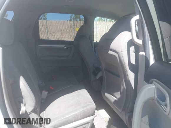 2009 Saturn Outlook XE with VIN 5GZEV13DX9J217346, listed as a IAAI auction lot 42747140 with 186,923 mi miles and . Bid and sale history available at DreamBid. Image 8.