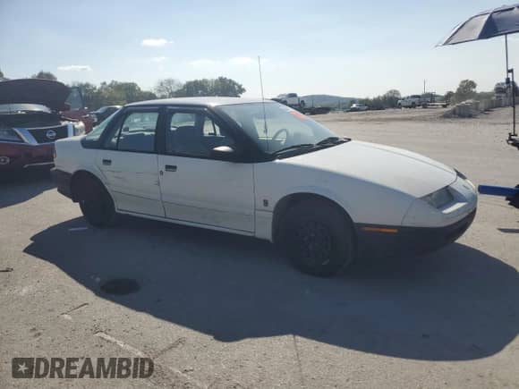 1995 Saturn SL with VIN 1G8ZH5284SZ246882, listed as a Copart auction lot 81402775 with 155,762 mi miles and Clean title. Bid and sale history available at DreamBid. Image 4.