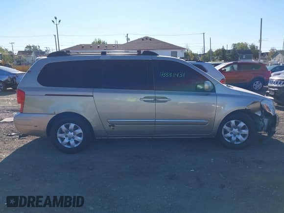 2008 Hyundai Entourage GLS z VIN KNDMC233186046598, wystawiony jako IAAI lot #43331431 z przebiegiem 165 660 mil mil oraz . Historia ofert i sprzedaży dostępna na DreamBid. Obrazek 13.