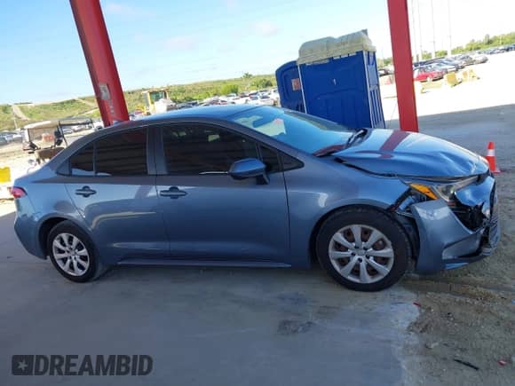 2024 Toyota Corolla LE z VIN 5YFB4MDE7RP125459, wystawiony jako IAAI lot #43341052 z przebiegiem 23 967 mil mil oraz . Historia ofert i sprzedaży dostępna na DreamBid. Obrazek 13.