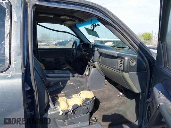 2000 Chevrolet Silverado 1500 LT с VIN 1GCEK19T7YE432666, выставлен на аукционе IAAI как лот 43353292 с пробегом Не указан миль и . История ставок и продаж доступна на DreamBid. Изображение 5.