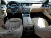 2015 Hyundai Genesis 5.0L z VIN KMHGN4JF8FU046084, wystawiony jako Copart lot #70044935 z przebiegiem 114 994 mil mil oraz Szkoda całkowita • Salvage title. Historia ofert i sprzedaży dostępna na DreamBid. Obrazek 8.