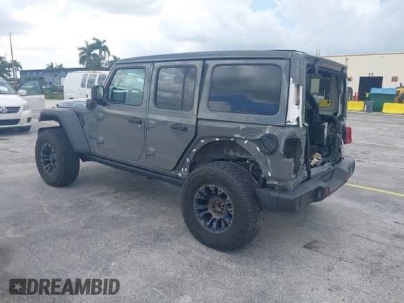 2022 Jeep Wrangler Unlimited Rubicon с VIN 1C4JJXR62NW189370, выставлен на аукционе IAAI как лот 43107100 с пробегом 38 277 миль миль и . История ставок и продаж доступна на DreamBid. Изображение 3.