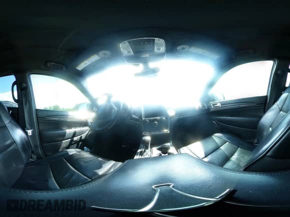 2018 Jeep Grand Cherokee Overland with VIN 1C4RJFCG9JC357564, listed as a IAAI auction lot 42902786 with 118,665 mi miles and . Bid and sale history available at DreamBid. Image 18.