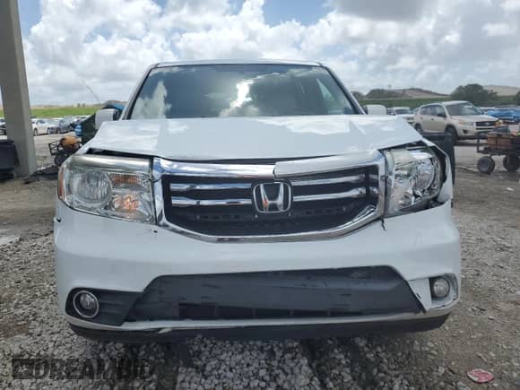 2014 Honda Pilot EX-L with VIN 5FNYF3H5XEB013849, listed as a Copart auction lot 69325505 with 111,728 mi miles and Non repairable. Bid and sale history available at DreamBid. Image 5.