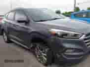 2017 Hyundai Tucson SE z VIN KM8J3CA45HU428712, wystawiony jako IAAI lot #42993320 z przebiegiem 48 923 mil mil oraz . Historia ofert i sprzedaży dostępna na DreamBid. Obrazek 12.