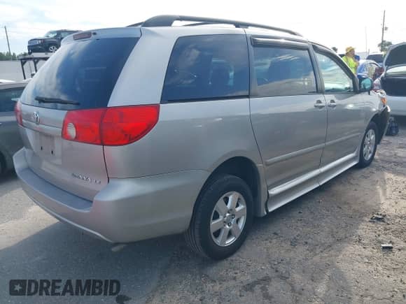 2008 Toyota Sienna LE with VIN 5TDZK23CX8S194094, listed as a IAAI auction lot 42856768 with 131,686 mi miles and . Bid and sale history available at DreamBid. Image 4.