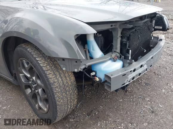 2017 Chrysler 300 S with VIN 2C3CCAGG7HH622281, listed as a IAAI auction lot 41113288 with 111,916 mi miles and . Bid and sale history available at DreamBid. Image 18.