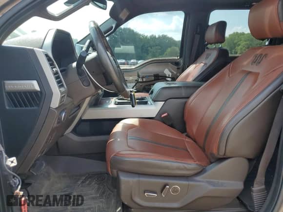 2018 Ford F-250 XL с VIN 1FT7W2BT6JEC77739, выставлен на аукционе Copart как лот 68452745 с пробегом 103 009 миль миль и Списание • Salvage title. История ставок и продаж доступна на DreamBid. Изображение 7.