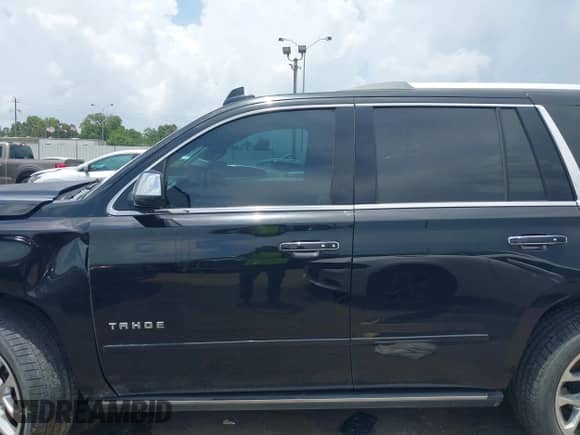 2016 Chevrolet Tahoe LTZ с VIN 1GNSKCKC5GR344464, выставлен на аукционе IAAI как лот 42476357 с пробегом Не указан миль и . История ставок и продаж доступна на DreamBid. Изображение 14.