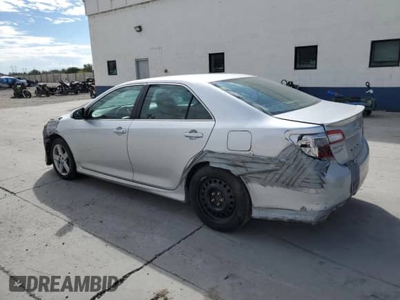 2013 Toyota Camry L with VIN 4T1BF1FK8DU242292, listed as a Copart auction lot 84818225 with 191,266 mi miles and Clean title. Bid and sale history available at DreamBid. Image 2.