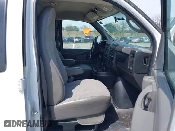 2013 Chevrolet Express Passenger 1LT with VIN 1GAZG1FA1D1191719, listed as a IAAI auction lot 42124977 with 92,228 mi miles and . Bid and sale history available at DreamBid. Image 5.