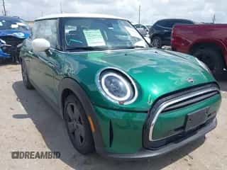 2024 MINI Hardtop Cooper with VIN WMW33DH01R2V36390, listed as a IAAI auction lot 42098704 with 23,644 mi miles and . Bid and sale history available at DreamBid. Image 1.