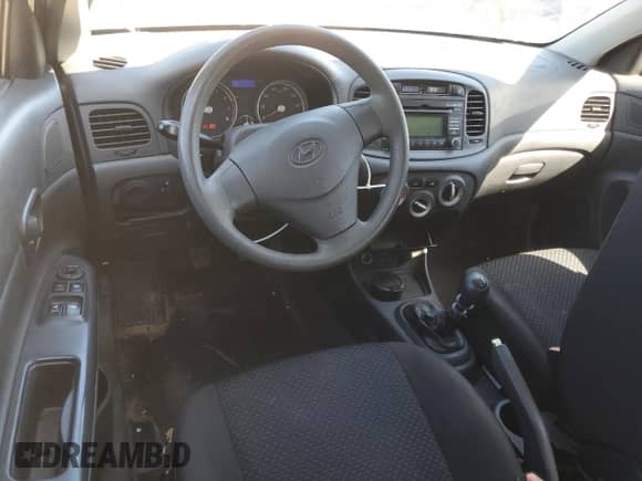 2010 Hyundai Accent GS z VIN KMHCM3AC8AU175128, wystawiony jako Copart lot #48041105 z przebiegiem 55 444 mil mil oraz Szkoda całkowita • Salvage title. Historia ofert i sprzedaży dostępna na DreamBid. Obrazek 8.