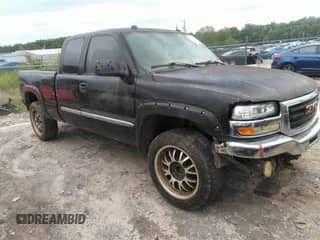 2005 GMC Sierra 1500 SLE with VIN 1GTEK19ZX5Z310277, listed as a IAAI auction lot 42948424 with 293,724 mi miles and . Bid and sale history available at DreamBid. Image 1.