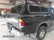 2004 Toyota Tundra SR5 z VIN 5TBBT44124S455471, wystawiony jako IAAI lot #43039381 z przebiegiem 252 480 mil mil oraz . Historia ofert i sprzedaży dostępna na DreamBid. Obrazek 12.