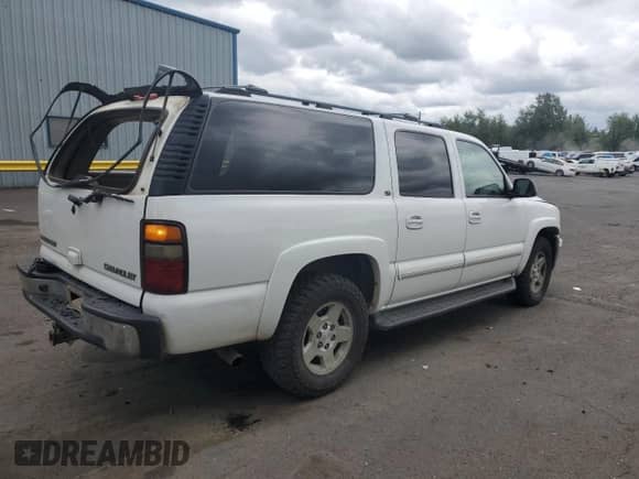 2004 Chevrolet Suburban LT z VIN 1GNFK16Z94J130902, wystawiony jako Copart lot #68551464 z przebiegiem 253 835 mil mil oraz Szkoda całkowita • Salvage title. Historia ofert i sprzedaży dostępna na DreamBid. Obrazek 3.