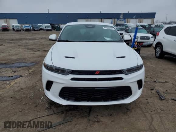 2024 Dodge Hornet R/T с VIN ZACPDFCW7R3A35249, выставлен на аукционе Copart как лот 41580115 с пробегом 577 миль миль и Чистый • Clean title. История ставок и продаж доступна на DreamBid. Изображение 5.