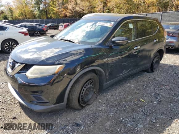 2015 Nissan Rogue SV z VIN KNMAT2MV7FP538174, wystawiony jako Copart lot #89620025 z przebiegiem 145 811 mil mil oraz Szkoda całkowita • Salvage title. Historia ofert i sprzedaży dostępna na DreamBid. Obrazek 1.