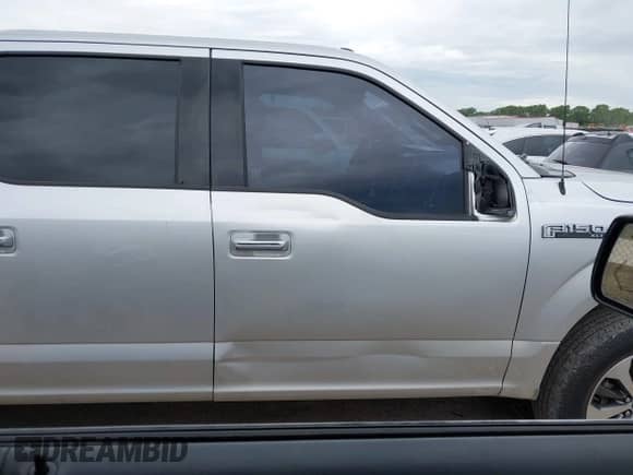 2015 Ford F-150 XL с VIN 1FTEW1CF3FKF06185, выставлен на аукционе IAAI как лот 42660854 с пробегом 93 671 миль миль и . История ставок и продаж доступна на DreamBid. Изображение 13.