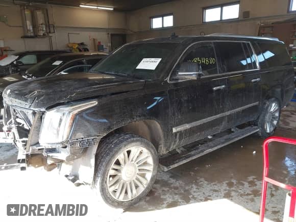 2016 Cadillac Escalade ESV Platinum с VIN 1GYS4KKJ2GR394857, выставлен на аукционе IAAI как лот 41854880 с пробегом 135 520 миль миль и . История ставок и продаж доступна на DreamBid. Изображение 2.