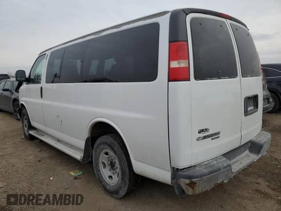 2009 Chevrolet Express Passenger с VIN 1GAHG35K291173593, выставлен на аукционе Copart как лот 43442085 с пробегом Не указан миль и Списание • Salvage title. История ставок и продаж доступна на DreamBid. Изображение 2.