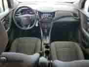 2021 Chevrolet Trax LS с VIN KL7CJKSB4MB307912, выставлен на аукционе Copart как лот 63120935 с пробегом Не указан миль и Чистый • Clean title. История ставок и продаж доступна на DreamBid. Изображение 8.