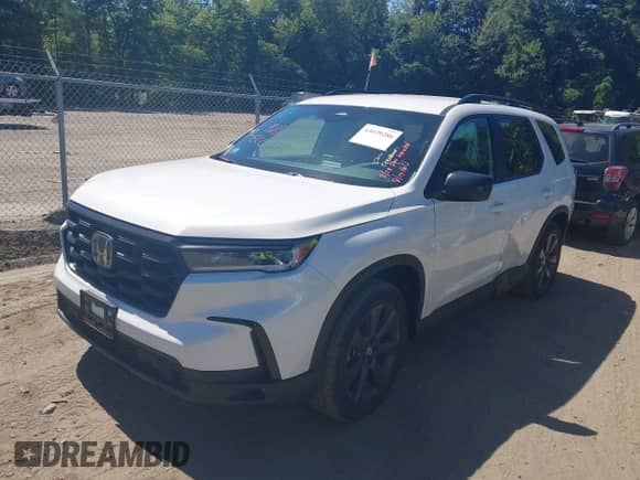 2025 Honda Pilot Sport с VIN 5FNYG1H33SB137084, выставлен на аукционе IAAI как лот 43039286 с пробегом 2 195 миль миль и . История ставок и продаж доступна на DreamBid. Изображение 2.