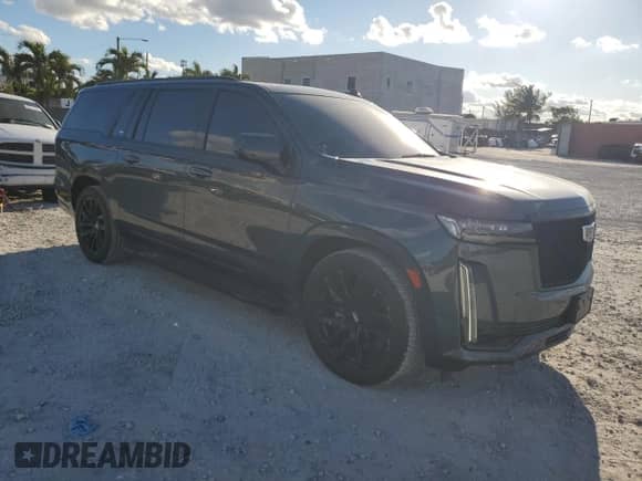 2021 Cadillac Escalade ESV Sport with VIN 1GYS4PKL7MR412196, listed as a Copart auction lot 46422775 with 27,096 mi miles and Salvage title. Bid and sale history available at DreamBid. Image 4.