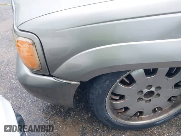 2000 Cadillac Escalade with VIN 1GYEK63RXYR210393, listed as a IAAI auction lot 42836625 with 242,451 mi miles and . Bid and sale history available at DreamBid. Image 6.