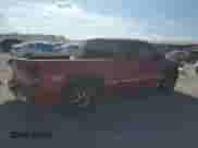 2000 GMC Sierra 1500 SLE с VIN 2GTEK19T1Y1303954, выставлен на аукционе Copart как лот 81356485 с пробегом 203 892 миль миль и Списание • Salvage title. История ставок и продаж доступна на DreamBid. Изображение 3.