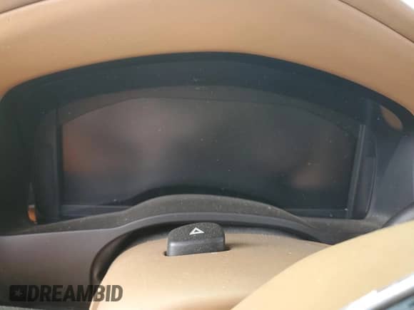 2015 Cadillac Escalade Platinum z VIN 1GYS4PKJ6FR582552, wystawiony jako Copart lot #64939205 z przebiegiem Nie podano mil oraz Czysty tytuł • Clean title. Historia ofert i sprzedaży dostępna na DreamBid. Obrazek 9.