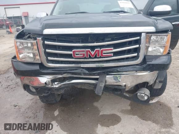 2013 GMC Sierra 1500 SLE z VIN 1GTR2VE71DZ199937, wystawiony jako IAAI lot #43426027 z przebiegiem 112 140 mil mil oraz . Historia ofert i sprzedaży dostępna na DreamBid. Obrazek 6.