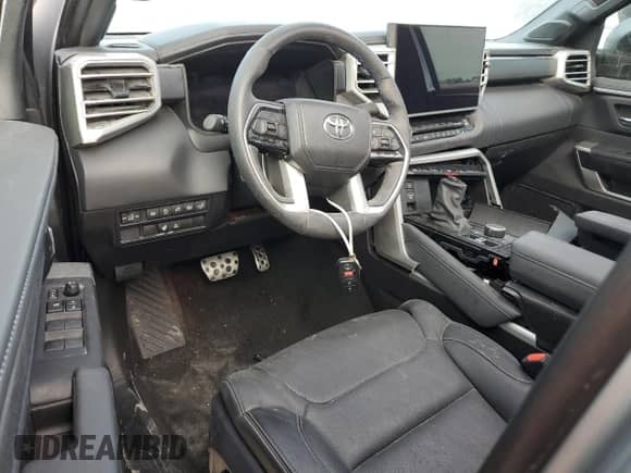 2024 Toyota Tundra Limited с VIN 5TFWA5DB1RX237925, выставлен на аукционе Copart как лот 86882275 с пробегом Не указан миль и Списание • Salvage title. История ставок и продаж доступна на DreamBid. Изображение 8.