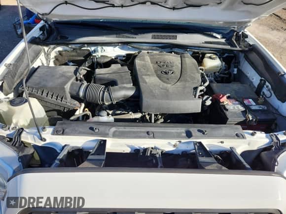 2020 Toyota Tacoma SR5 z VIN 3TMCZ5AN4LM294482, wystawiony jako Copart lot #90620945 z przebiegiem 135 293 mil mil oraz Szkoda całkowita • Salvage title. Historia ofert i sprzedaży dostępna na DreamBid. Obrazek 11.