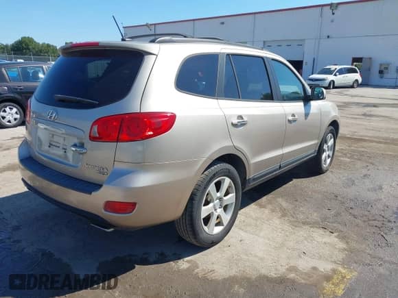 2007 Hyundai Santa Fe SE с VIN 5NMSH13E57H088469, выставлен на аукционе IAAI как лот 43271913 с пробегом 126 712 миль миль и . История ставок и продаж доступна на DreamBid. Изображение 4.