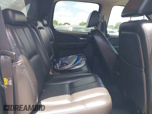 2007 Chevrolet Avalanche 3LT with VIN 3GNFK12397G141485, listed as a IAAI auction lot 42251774 with Not provided miles and . Bid and sale history available at DreamBid. Image 8.