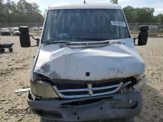 2006 Dodge Sprinter с VIN WD0PD644465930618, выставлен на аукционе Copart как лот 59705914 с пробегом Не указан миль и Списание • Salvage title. История ставок и продаж доступна на DreamBid. Изображение 5.